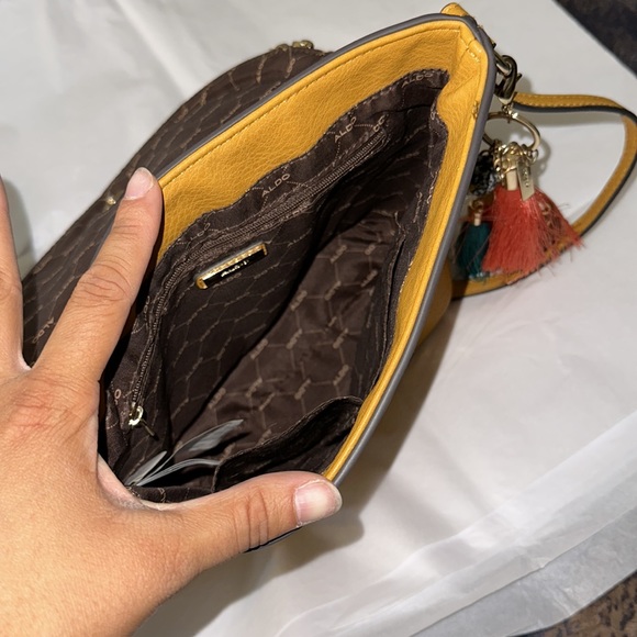 Aldo Yellow Crossbody Bag - Picture 5 of 7